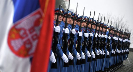 Srbská armáda uvedena do plné bojové pohotovosti