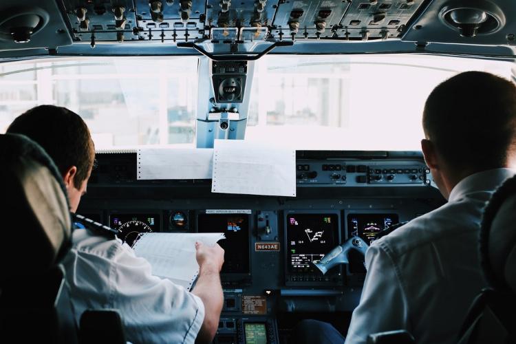 Je to čím dál horší: “Téměř každý den mi volají piloti se srdečními problémy.”