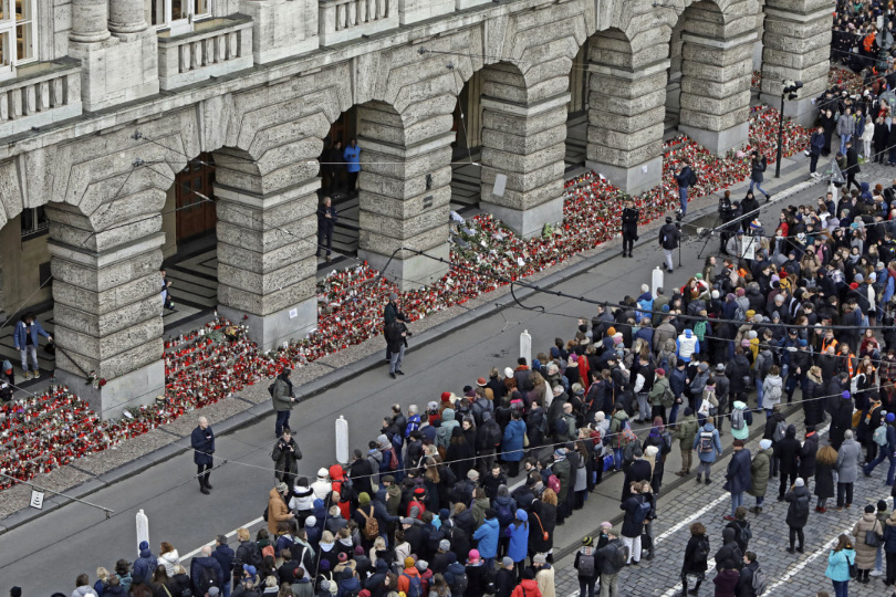 S vyšetřováním střelby na filozofické fakultě pomáhá policii FBI