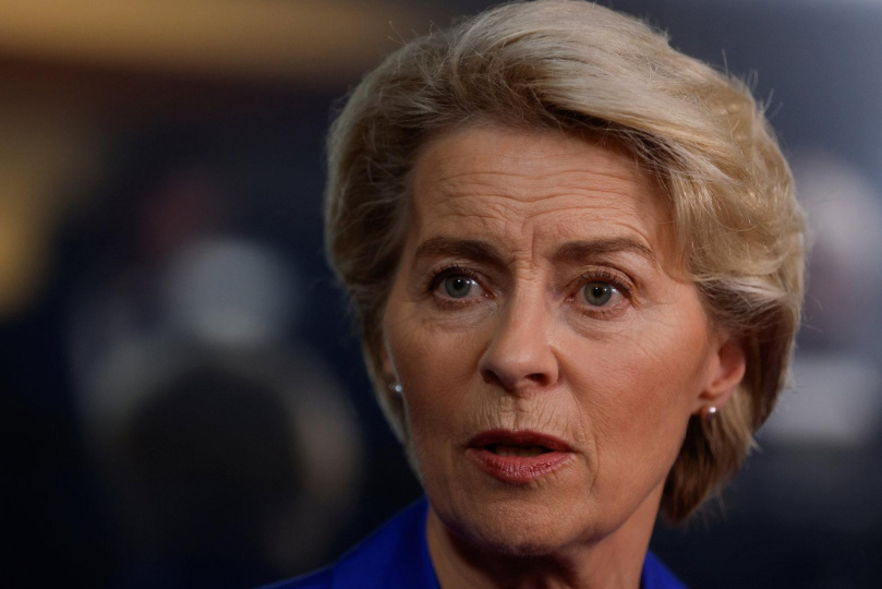 Ursula von der Leyen a její skandály (VIDEO)