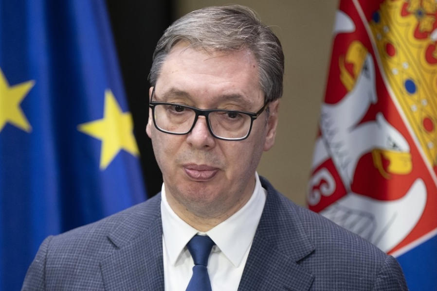 Vučić nesměl letět přes Lotyšsko a Litvu do Moskvy a proto musel zvolit jižní trasu