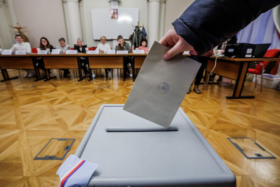 Hrozí nevratné podvody a manipulace. Odborník Doležal provedl důkladnou analýzu korespondenční volby