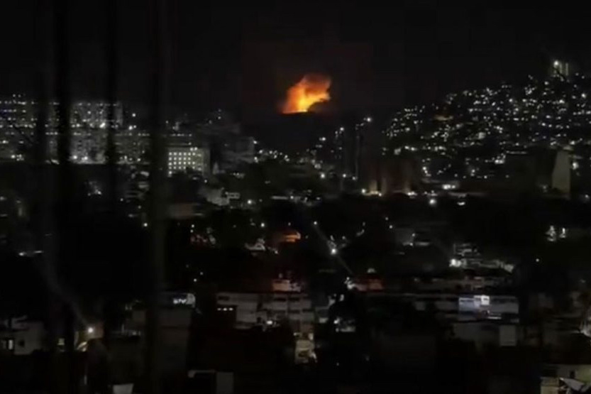 Bombardování Caracasu vyvolává smíšené reakce, zatímco USA oslabují kartely