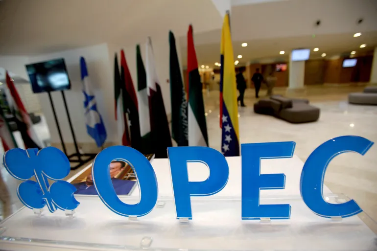 Spojené arabské emiráty opouštějí OPEC, což je pro ropný kartel ranou v&nbsp;době války s&nbsp;Íránem